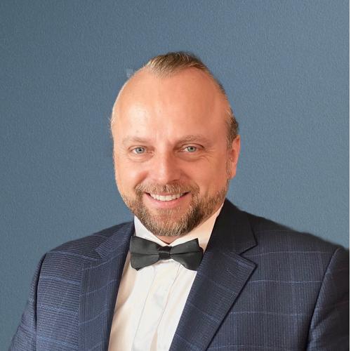Robert Koniuszy audio Listen on